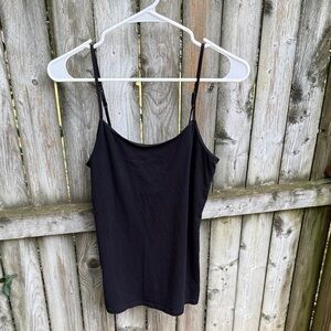 FREE w/purchase American Eagle AEO black camisole shelf bra adjustable straps M
